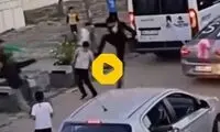 لگد وحشیانه یک مرد بی‌رحم به پسربچه