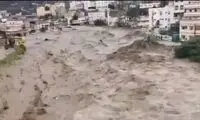 تصاویر توجه‌برانگیز از بارش باران در عربستان
