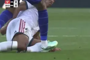 صحنه جنجالی دربی: چطور قرمز نداد!