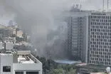 خبرنگار صداوسیما در محل حادثه هتل استقلال کتک خورد