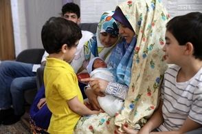  ویدئو پربازدید از زن دهه هفتادی با 13 فرزندش!