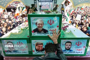 چهره غمناک چهره مطرح سیاسی در مراسم علی لاریجانی