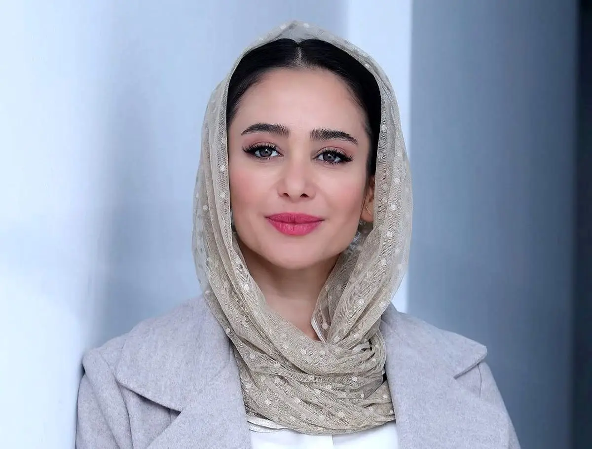 الناز حبیبی آقا و خانمِ گلِ سینمای ایران را معرفی کرد