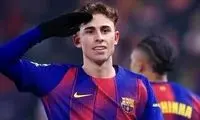 ستاره پرطرفدار بارسلونا تمدید کرد