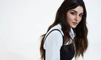 عکس‌های جذاب و خیره‌کننده هانده ارچل در کافه 
