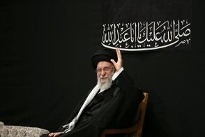 محمود کریمی در حضور رهبر انقلاب، ای ایران را خواند
