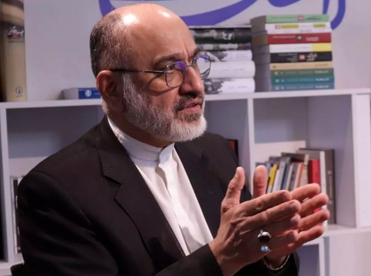 آقای نصیری! مگر تو مسئول درس آقای خامنهای نبودی؟