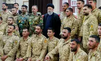 کنایه توییتری به دیدار رئیسی با سربازان