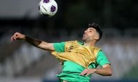 طارمی جایزه 200 میلیونی را اهداء کرد