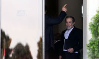شنبه‌ها می‌آیند و می‌روند، اما این آقای عراقچی پیر شد