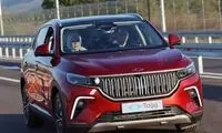 ژست‌های اردوغان و همسرش کنار خودرو ملی ترکیه