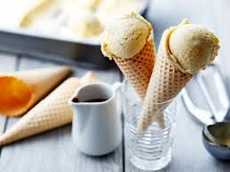 قیمت عجیب بستنی با طعم کرانچی در یک کافه!