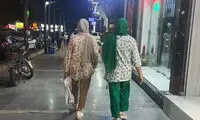 استایل دو خانم ایرانی در پیاده‌رو باعث دعوا شد