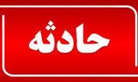 لحظه سقوط وحشتناک یک کامیون از روی پل