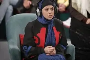 فرحبخش: آزاده صمدی سمبل ابتذال در سینما است!
