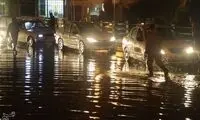 باران مردمان برخی مناطق را اسیر خود کرد 