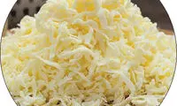چطور در منزل پنیر پیتزای کشدار و مقرون به صرفه درست کنیم؟
