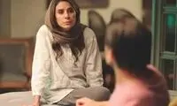 لحظات عاشقانه سحر دولتشاهی و امین حیایی در فیلم استخر
