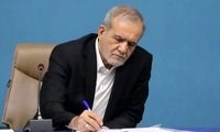 جوان، پزشکیان را با احمدی‌نژاد مقایسه کرد!