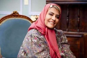 تیپ ساحلی رابعه اسکویی در کنار خلیج فارس