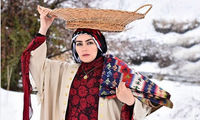 حال و هوای عاشقانه روژان نون خ در عکس جدیدش