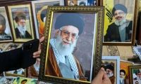 فروش تصاویر رهبر انقلاب در کشمیر
