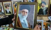 فروش تصاویر رهبر انقلاب در کشمیر