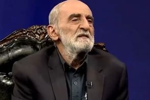 عقب‌نشینی شریعتمداری؛ منظور ما بسته شدن کامل تنگه هرمز نبود