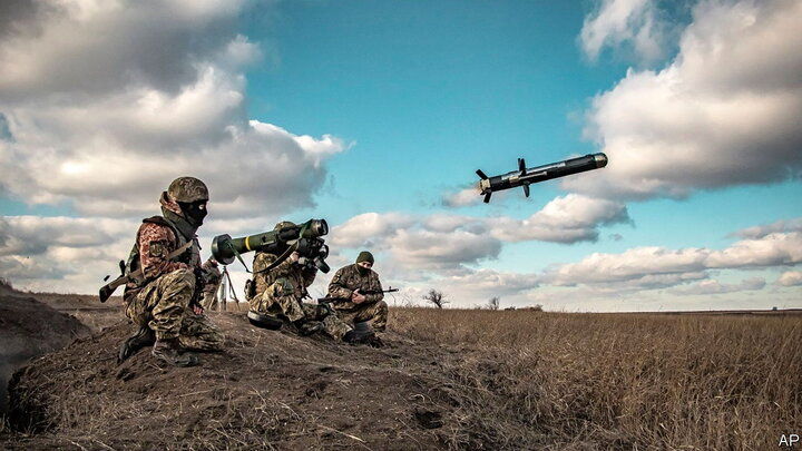 اقدام عجیب سرباز اوکراینی وسط جنگ