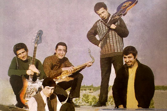 مهمانی پرنورِ ابی و شهرام شب‌پره در بلوار کشاورز