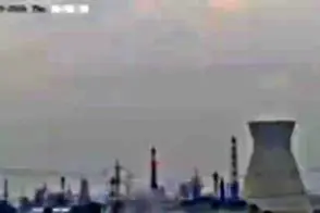 تصاویر دوربین‌های مداربسته از حمله ایران به پالایشگاه حیفا