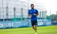 قلی‌زاده راضی در لباس آبی! 