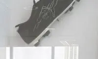 کفش مارادونا در خانه حشمت مهاجرانی