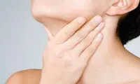 چند راهکار طلایی برای درمان سه سوته گلودرد 