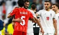 تشویق فلسطین توسط هواداران ایرانی در ورزشگاه
