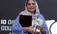 از جایزه اصغر فرهادی تا هشدار منیژه حکمت