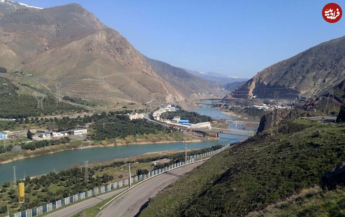 قابی قدیمی از جاده رشت و پل منجیل