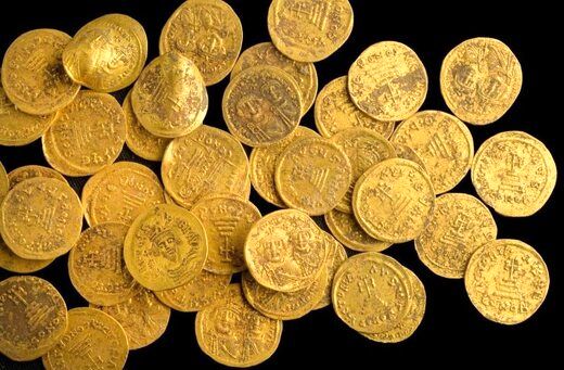 کشف انباری از سکه در بلندی‌های جولان