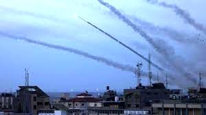 تصاویری از حمله موشکی فلسطین به تل‌آویو