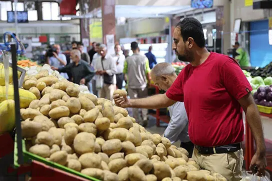 بازی با روح و روان فتحعلی شاه در میوه فروشی‌های کشور!