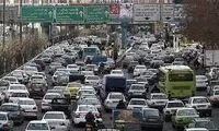 نصیحت جالب یک هموطن پشت شیشه ماشینش