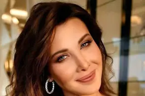 نانسی با یک استایل مجلسی چشم‌ها را خیره کرد