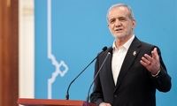 پزشکیان: فرودگاه قم به زودی بین‌المللی می‌شود