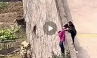 نجات معجزه آسای یک دختر توسط دو کودک