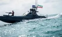 عکس ماهواره‌ای از آرایش ۱۰۰ قایق سپاه در تنگه هرمز