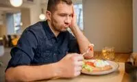 این غذاها را بخورید تا افسرده نشوید