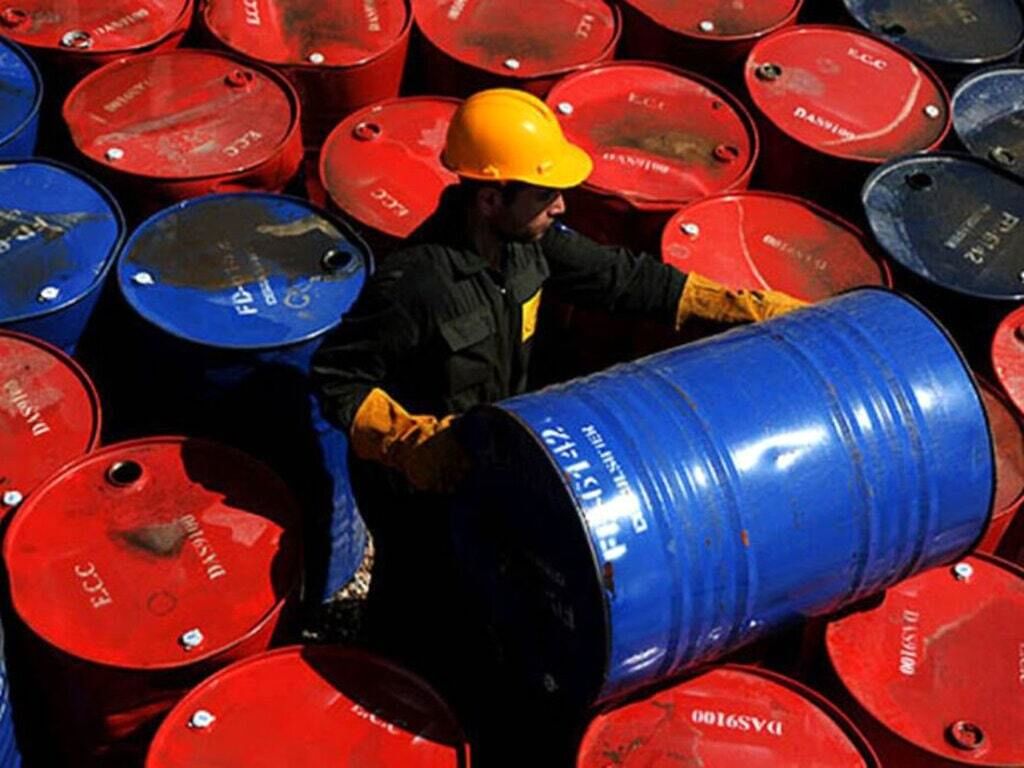 واکنش به خبر افزایش صادرات نفت ایران 