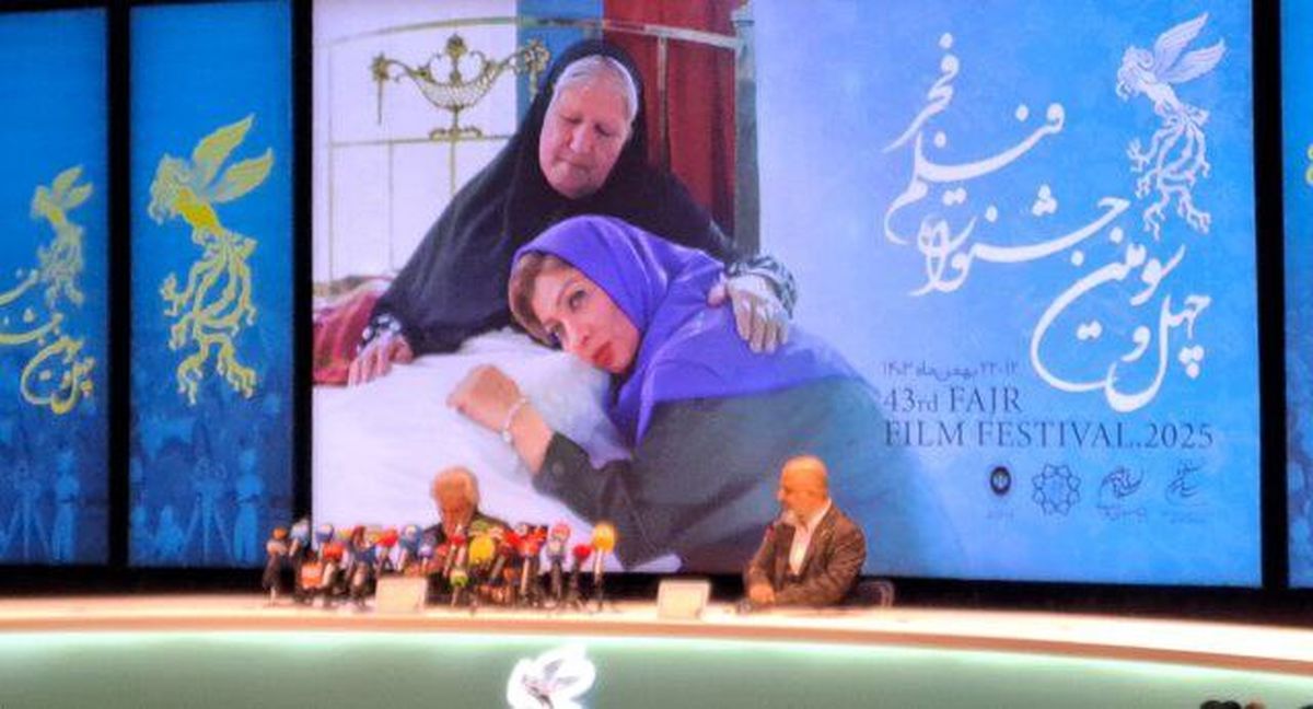   دبیر جشنواره فجر: هیچ فیلمی با فشار نهادی نیامده است 