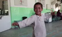 رقص اشک‌آور و تکان‌دهنده کودکی که پایش را از دست داد