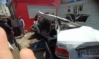 شکل عجیب پراید پس از برخورد با سپر اتوبوس!